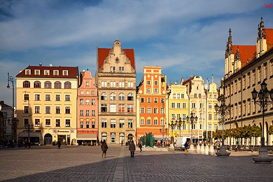 Wroclaw, kamienice przy Polnocnej pierzei Rynku. EU, PL, Dolnoslaskie.