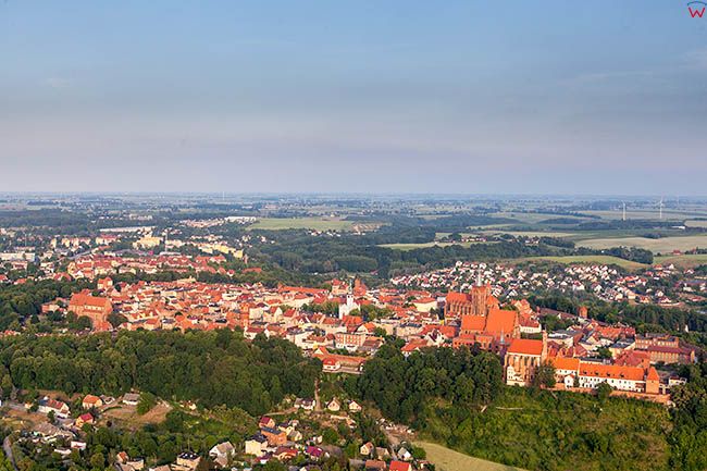 Chelno, panorama miasta od strony NW. EU, Pl, Kujawsko-Pomorskie. Lotnicze.