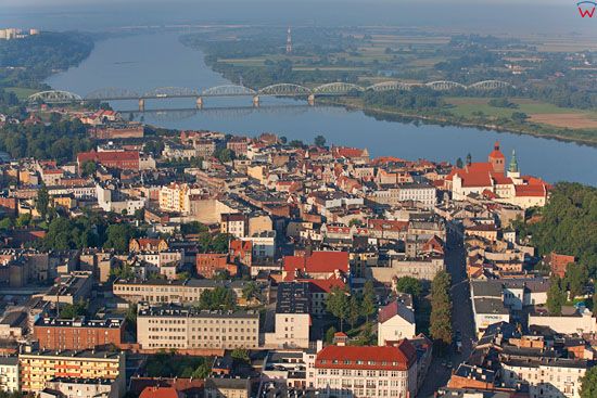 Grudziadz - panorama na stare miasto. EU, PL, Kujawsko-Pomorskie. LOTNICZE.