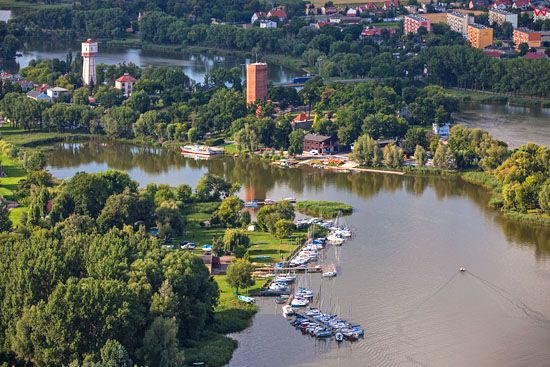 Kruszwica. Widok od strony S. EU, Pl, Kujawsko-Pomorskie. LOTNICZE.