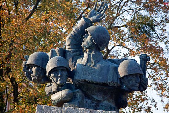 EU, PL, Kujawsko - Pomorskie. Pomnik Artylerii Polskiej w Toruniu.