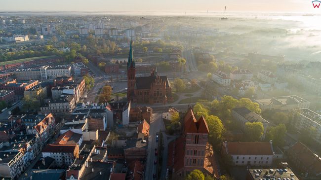 Torun, panorama na Nowe Miasto. EU, PL, kujawsko-pomorskie. Lotnicze