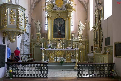 Wnętrze kościoła w Janowcu