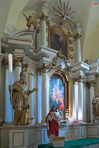 Wnętrze kościoła św. Mikołaja w Szczebrzeszynie