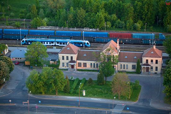 Zamosc - Dworzec kolejowy. EU, PL, Lubelskie. LOTNICZE.