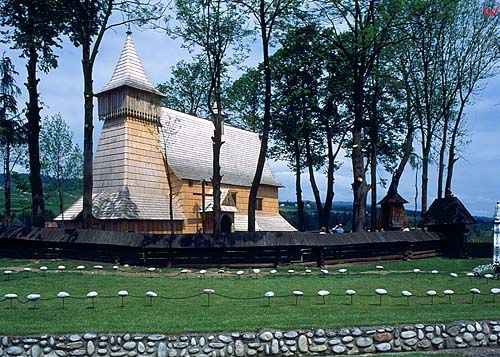 Dębno-kościół drewniany