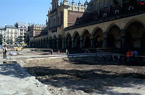 Kraków, remont rynku