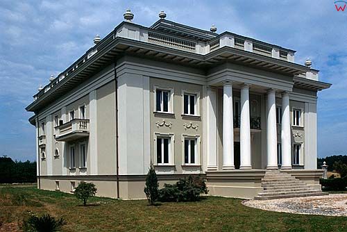 Pałac w Otrębusach