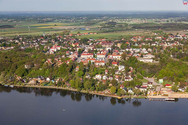 Serock, panorama miasta przez Narew. EU, Pl, Mazowieckie. Lotnicze.