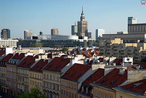 Warszawa. Panorama na centrum miasta z tarasu widokowego kościoła św. Anny.
