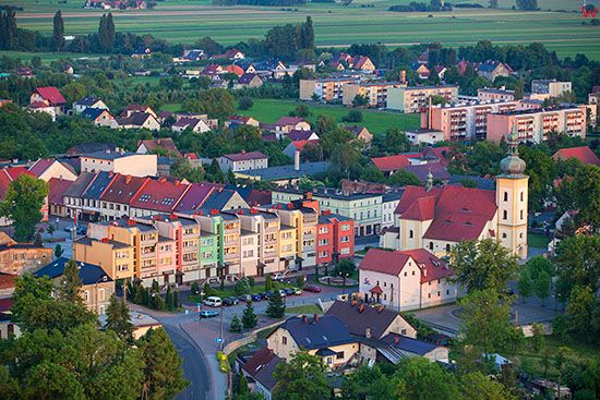 Lesnica, panorama na miasto. EU, Pl, Opolskie. Lotnicze.