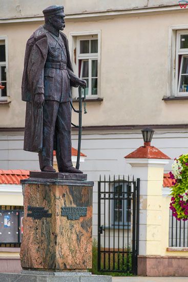 Bialystok, pomnik Marszalka Jozefa Pilsudskiego na Ryneku Kosciuszki, EU, Pl, Podlaskie.
