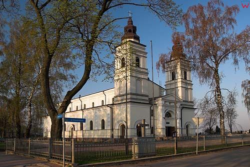 _W060204 kościół św. Piotra i Pawła w Suwałkach