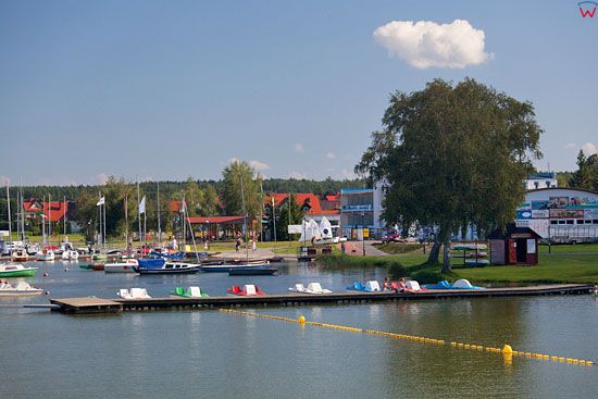EU, Pl, Pomorskie. Jezioro Charzykowskie.