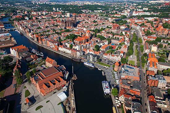 Gdansk, Glowne i Stare Miasto. EU, PL, Pomorskie. Lotnicze.