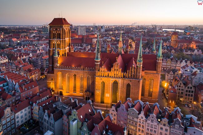 Gdansk, panorama miasta z lotu ptaka-Bazylika. EU. PL,Pomorskie. Lotnicze.