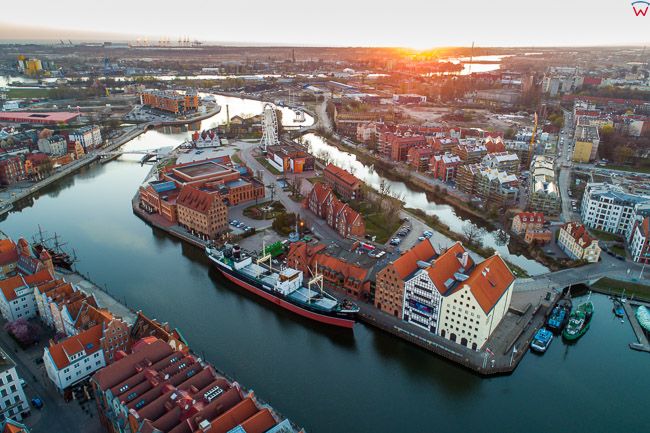 Gdansk, panorama miasta z lotu ptaka-Olowianka. EU. PL,Pomorskie. Lotnicze.