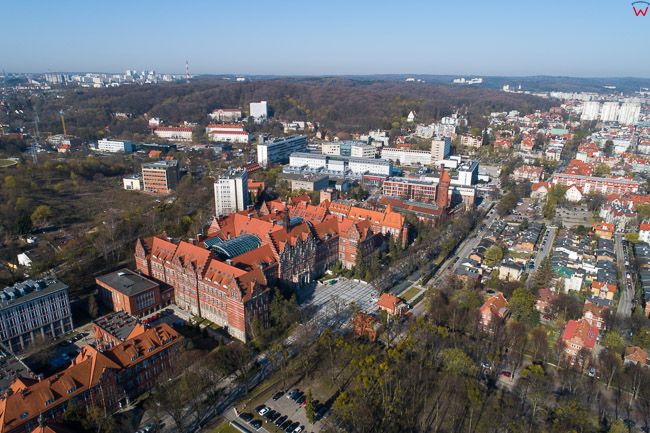 Gdansk, panorama miasta z lotu ptaka-Politechnika Gdanska. EU. PL,Pomorskie. Lotnicze.