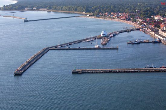 Port w Helu. EU, Pl, Pomorskie. LOTNICZE.