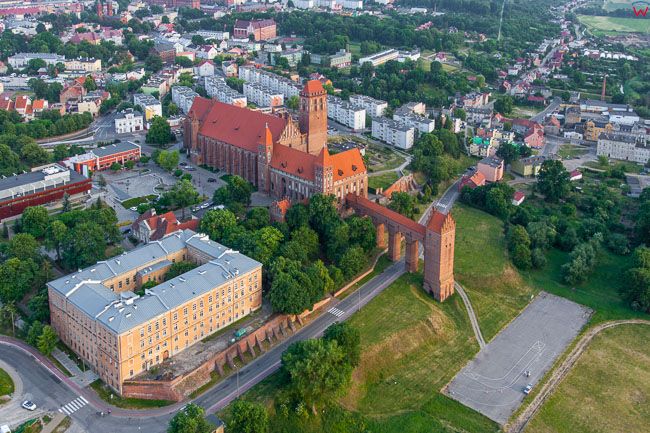Kwidzyn, panorama na Zespol Katedralno - Zamkowy od strony N. EU, Pl, Pomorskie. Lotnicze.
