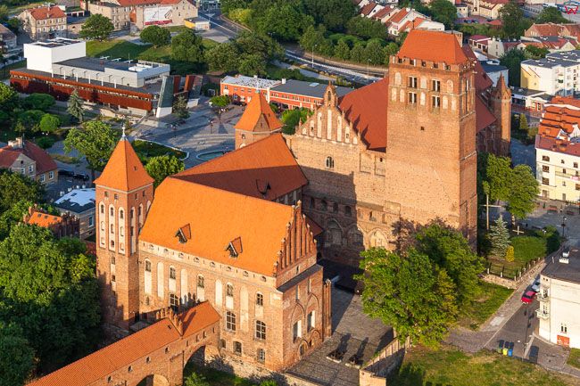 Kwidzyn, panorama na Zespol Katedralno - Zamkowy od strony W. EU, Pl, Pomorskie. Lotnicze.