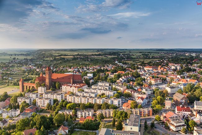Kwidzyn, panorama na stare miasto od strony S. EU, Pl, Pomorskie. Lotnicze.