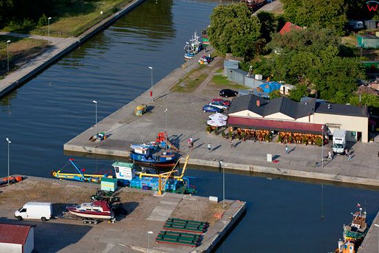 Port w Rowach. EU, PL, Pomorskie, Lotnicze.