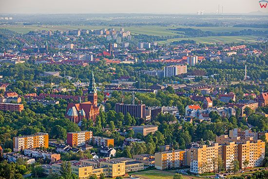 Gliwice, panorama na dzielnice Szobiszowice. EU, PL, Slaskie. Lotnicze.