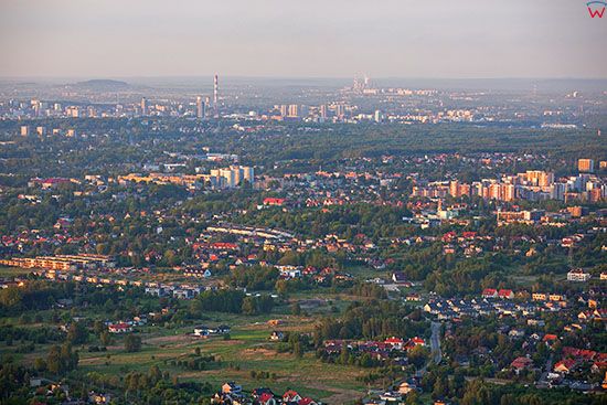 Katowice, panorama na miasto od strony S. EU, Slaskie. Lotnicze.