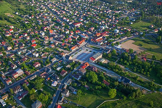 Olsztyn, panorama na rynek i centrum miasta. EU, Pl, Slaskie. Lotnicze.