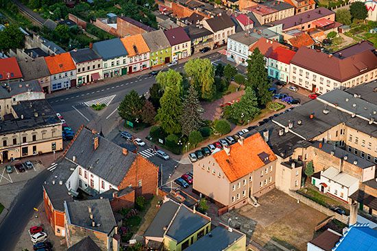 Odolanow, panorama na rynej miejski. EU, Pl, Wielkopolskie. Lotnicze.