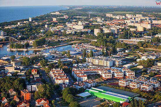 Kolobrzeg, panorama na Port od strony SW. EU., Pl, Zachodniopomorskie. Lotnicze.
