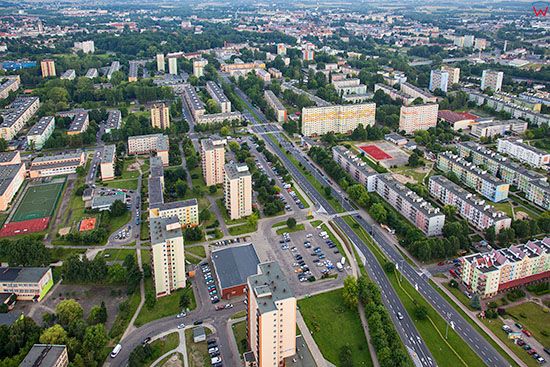 Koszalin, panorama wzdluz ulicy Wladyslawa IV od strony S. EU, Pl, Zachodniopomorskie. Lotnicze.