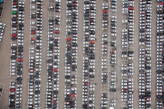 Belchatow, CAT Polska parking samochodow osobowych. EU, Slaskie. Lotnicze.