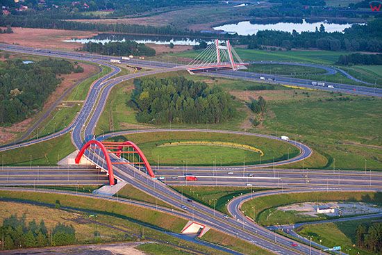 Gliwice, zbieg autostrad A1 i A4. EU, PL, Slaskie. Lotnicze.