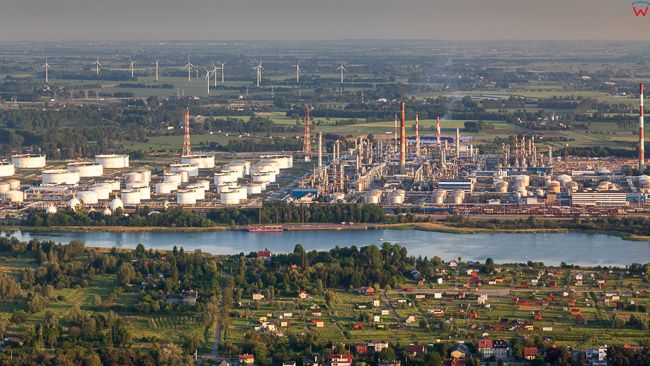 Gdansk, Rafineria Grupy Lotos. EU, PL, Pomorskie. Lotnicze.