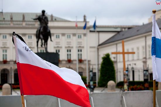 Warszawa 15.09.2010 r. Krzyz w przedzien przeniesienia do kaplicy Palacu Prezydenckiego.