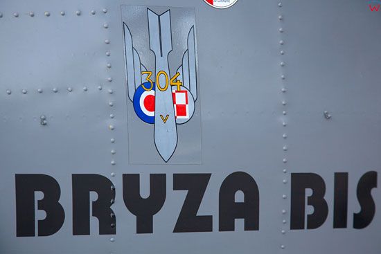 Grafika na burcie polskiego samolotu PZL M28B Bryza. EU, Pl, Pomorskie.