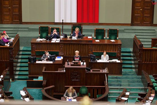 Sala Posiedzen Sejmu RP, Stol Prezydialny.