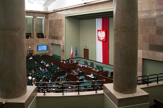 Sala Posiedzen Sejmu RP - widok z galerii.