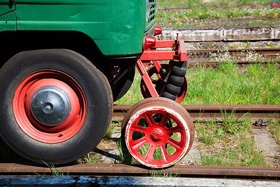 Wegorzewo, Muzeum Tradycji Kolejowej. Samochod marki Zuk zaadoptowany na potrzeby kolejnictwa. EU, Pl, Warm-Maz.