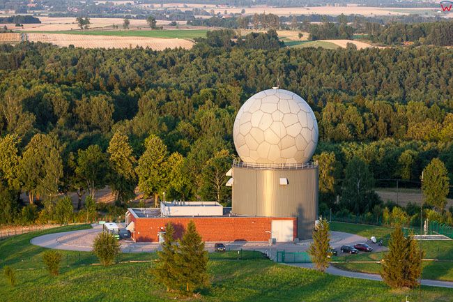 Chrusciel â€“ 211. posterunek radiolokacyjny dalekiego zasiegu, radar RAT-31DL. EU, PL, Warm-Maz. Lotnicze.