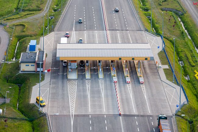 Grudziadz, bramka wjazdowa na Autostrade A1 z Trasy Srednicowej. EU, Pl, Kujaw-Pom. Lotnicze.