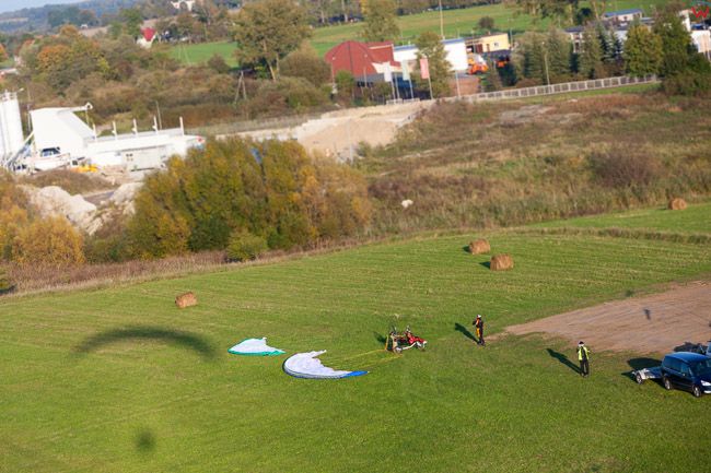 Lidzbark Warminski, 27.09.2016 r. przygotowania do startu motoparalotni. EU, PL, Warm-Maz.. Lotnicze