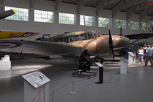 Duxford. Muzeum wojenne. Flying Experiences at The Imperial War Museum.