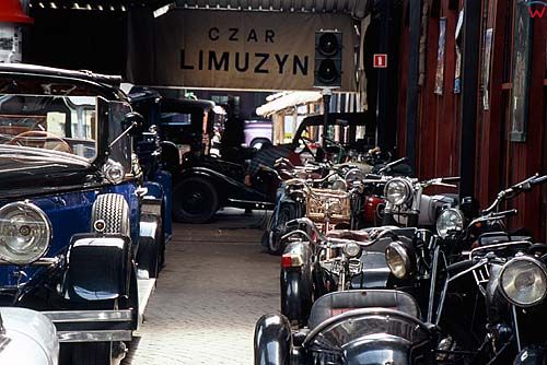 Muzeum motoryzacji w Otrębusach
