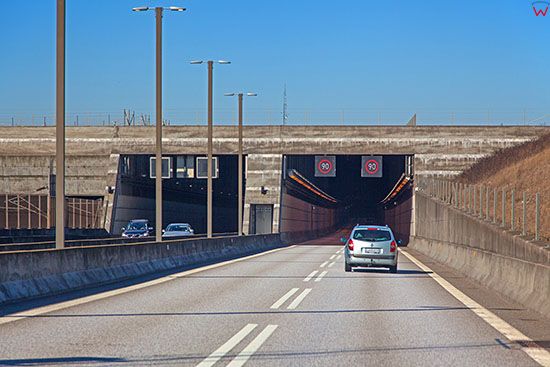 Ciesnina Sund, najdluzszy most i tunel na swiecie laczacy Malmo (Szwecja) z Kopenhaga (Dania)