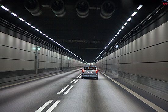 Ciesnina Sund, najdluzszy most i tunel na swiecie laczacy Malmo (Szwecja) z Kopenhaga (Dania)