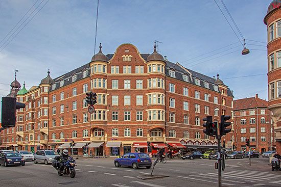 Kopenhaga (Dania). Skrzyzowanie ulic Amagerbrogade z Holmbladsgade