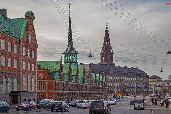 Kopenhaga (Dania). Slotsholmen Island z widocznym budynkiem dawnej gieldy